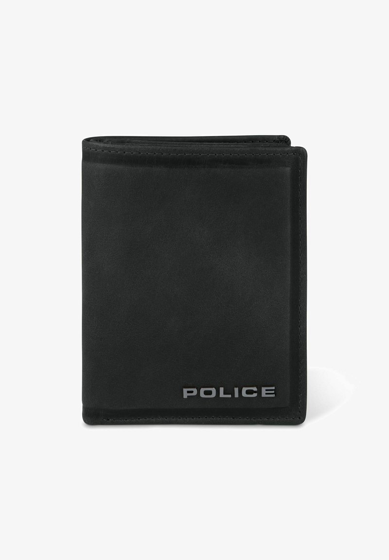 Portafoglio bifold nero in pelle liscia, con un logo "POLICE" argentato sulla parte anteriore, bordi cuciti e un design semplice e classico.