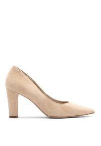 Stivaletto beige in suede con tacco alto a punta, texture liscia e un ampio tacco a blocco per stabilità e comfort.