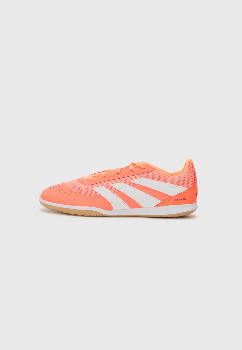 adidas Performance PREDATOR CLUB IN SALA - Botines de fútbol sala - signal coral/white/beam orange