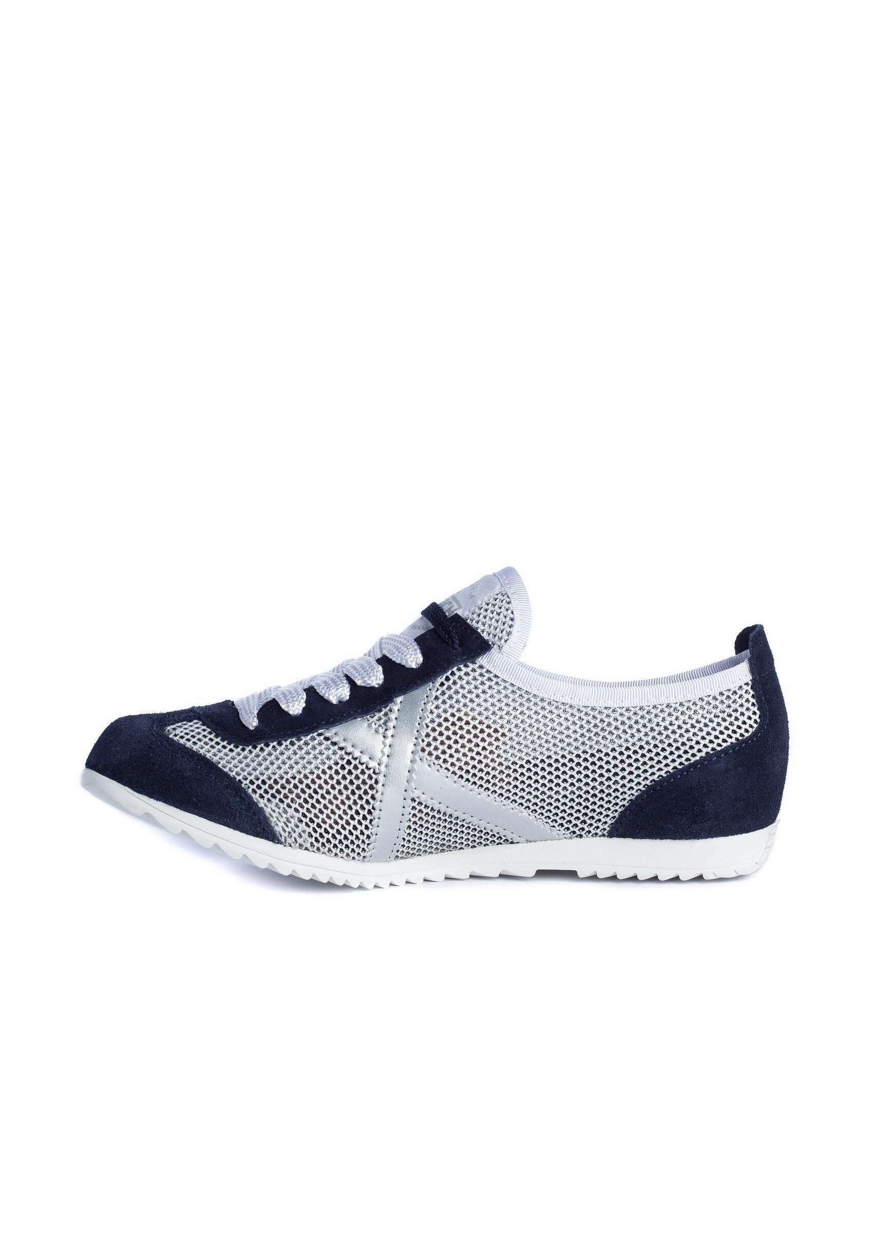 Zapatillas Deportivas Massana 302 Negras Munich | Querol