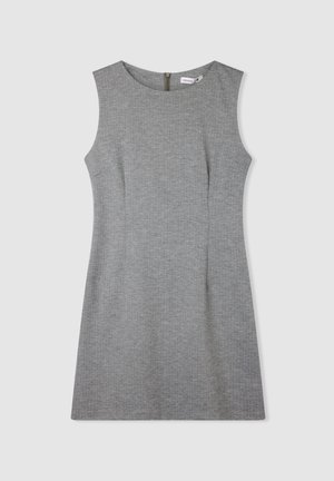 Abito grigio senza maniche con scollo rotondo e silhouette aderente, dotato di zip nascosta sul retro e tessuto leggermente strutturato.