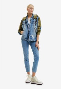 Desigual DISNEY'S MICKEY MOUSE - Traper jakna - green