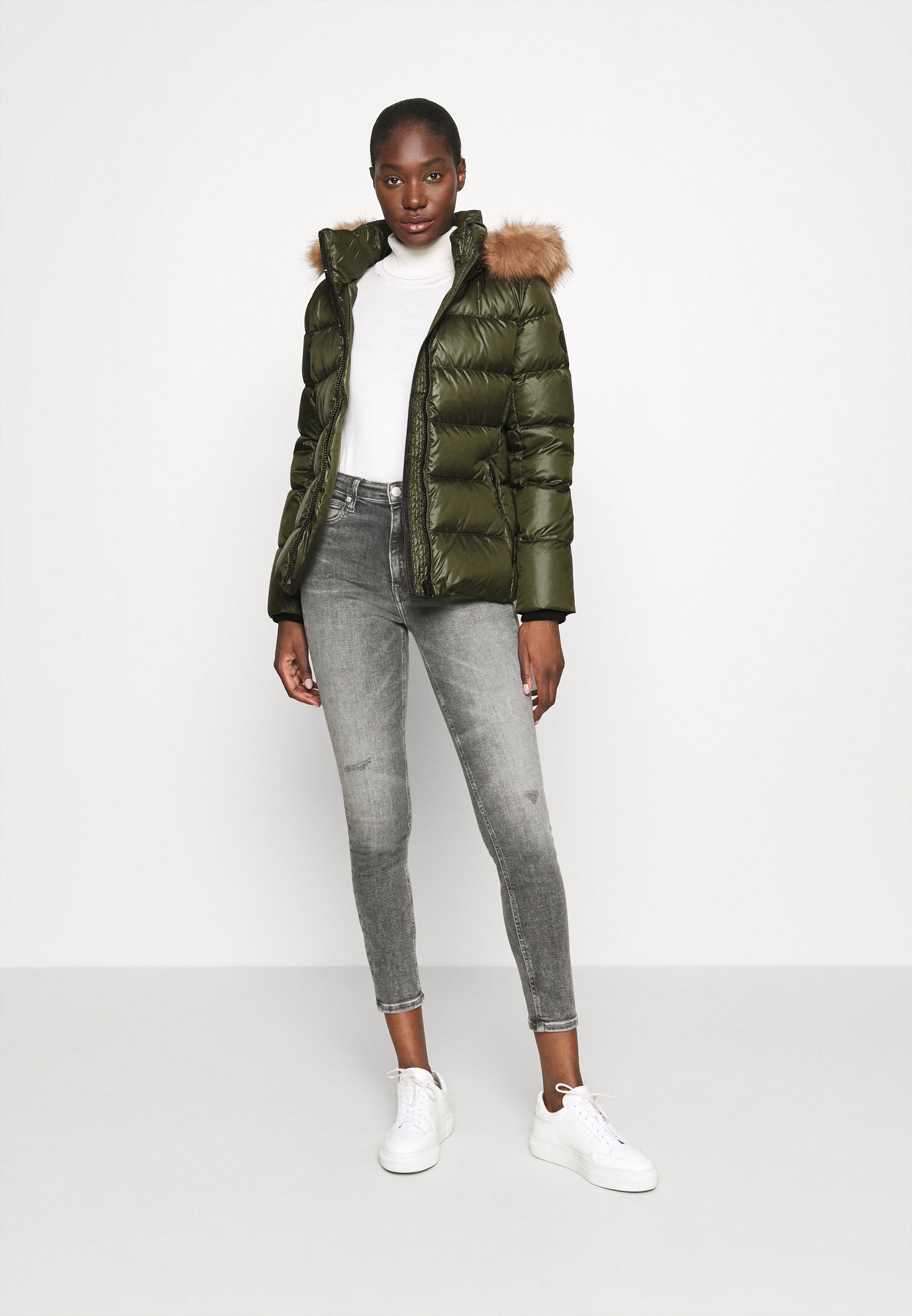 Calvin Klein ESSENTIAL JACKET - Down 
