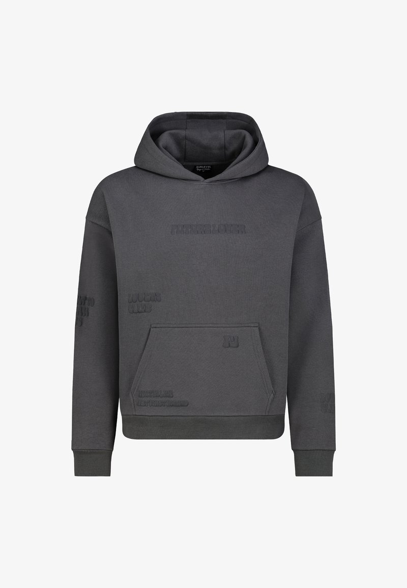 Grauer Kapuzenpullover mit eingeprägten Textdetails, einer Taschenfront und gerippten Bündchen. Hergestellt aus weichem Stoff, mit einer lockeren Passform.