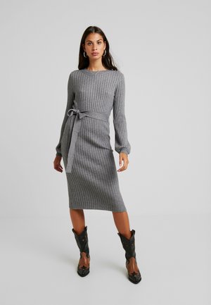 Vero Moda VMSVEA O NECK DRESS - Etuikjole - medium grey melange