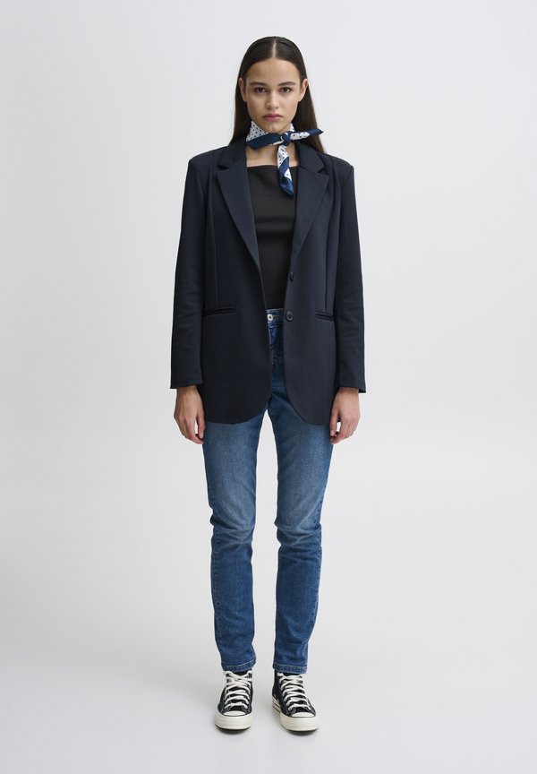 Blazer - total eclipse3