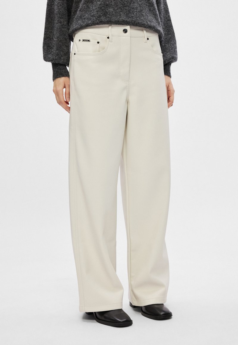 Calvin Klein Jeans Kalhoty - chalk