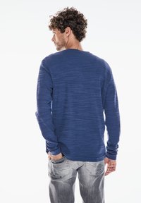 Street One MEN HENLEY - Camiseta de manga larga - blau
