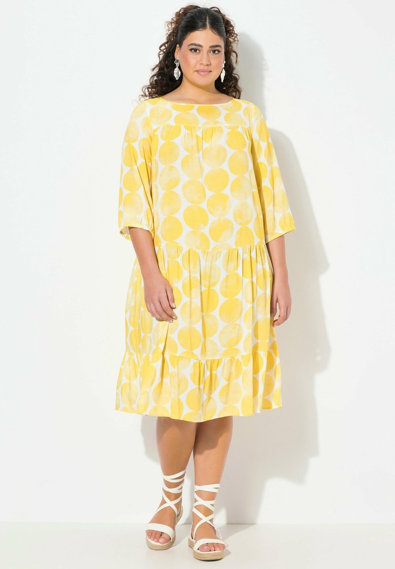 Ulla Popken DOT PRINT FLOUNCE PANEL - Jurk - snow white