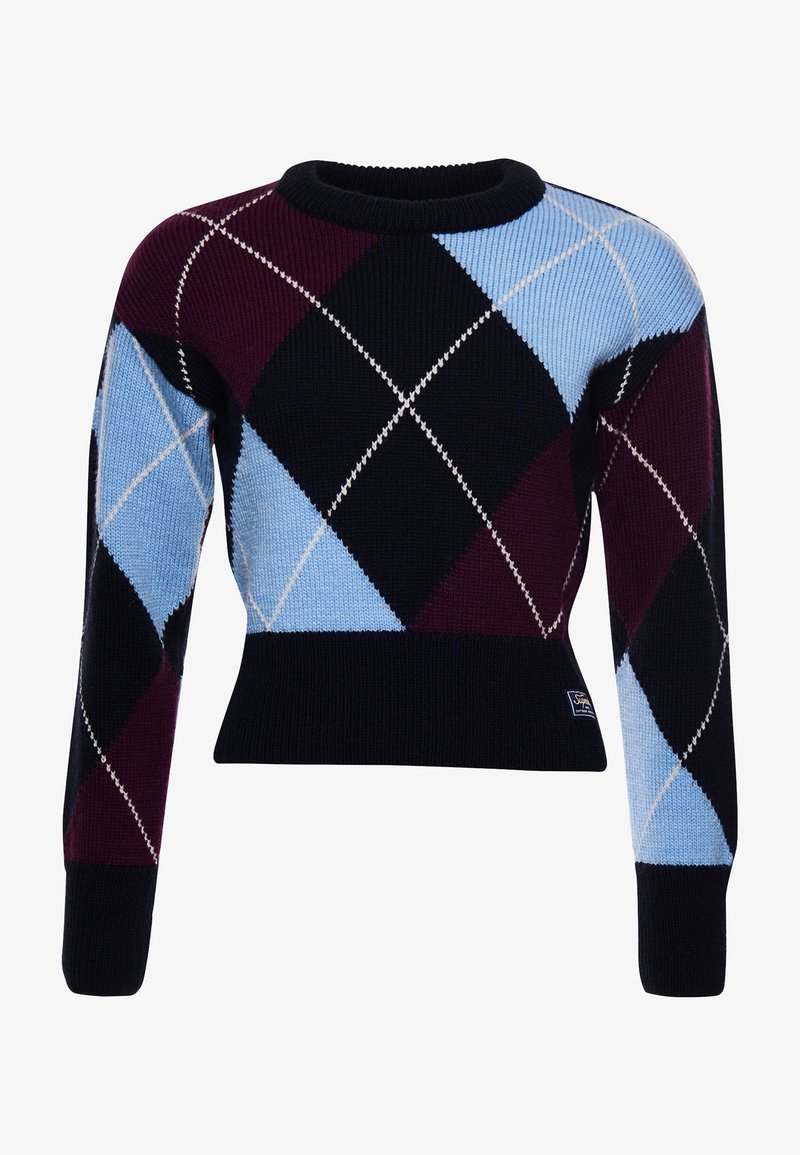 Pull tricoté court avec grand motif losanges en marine, bleu clair et bordeaux, doté de manches longues et d'un col rond.