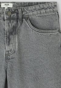 BZB BERMUDA - Short en jean - gris moyen