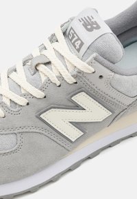 New Balance U574 UNISEX - Zapatillas - grey
