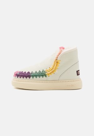 ESKIMO SNEAKER BOLD RAINBOW STITCHING - Ankle boots - true white