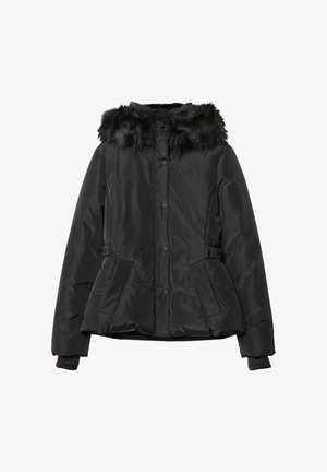 Čierna prešívaná bunda s umelou kožušinovou kapucňou, s prešívanou textúrou, zapínaním na cvoky a bočnými vreckami pre funkčnosť.