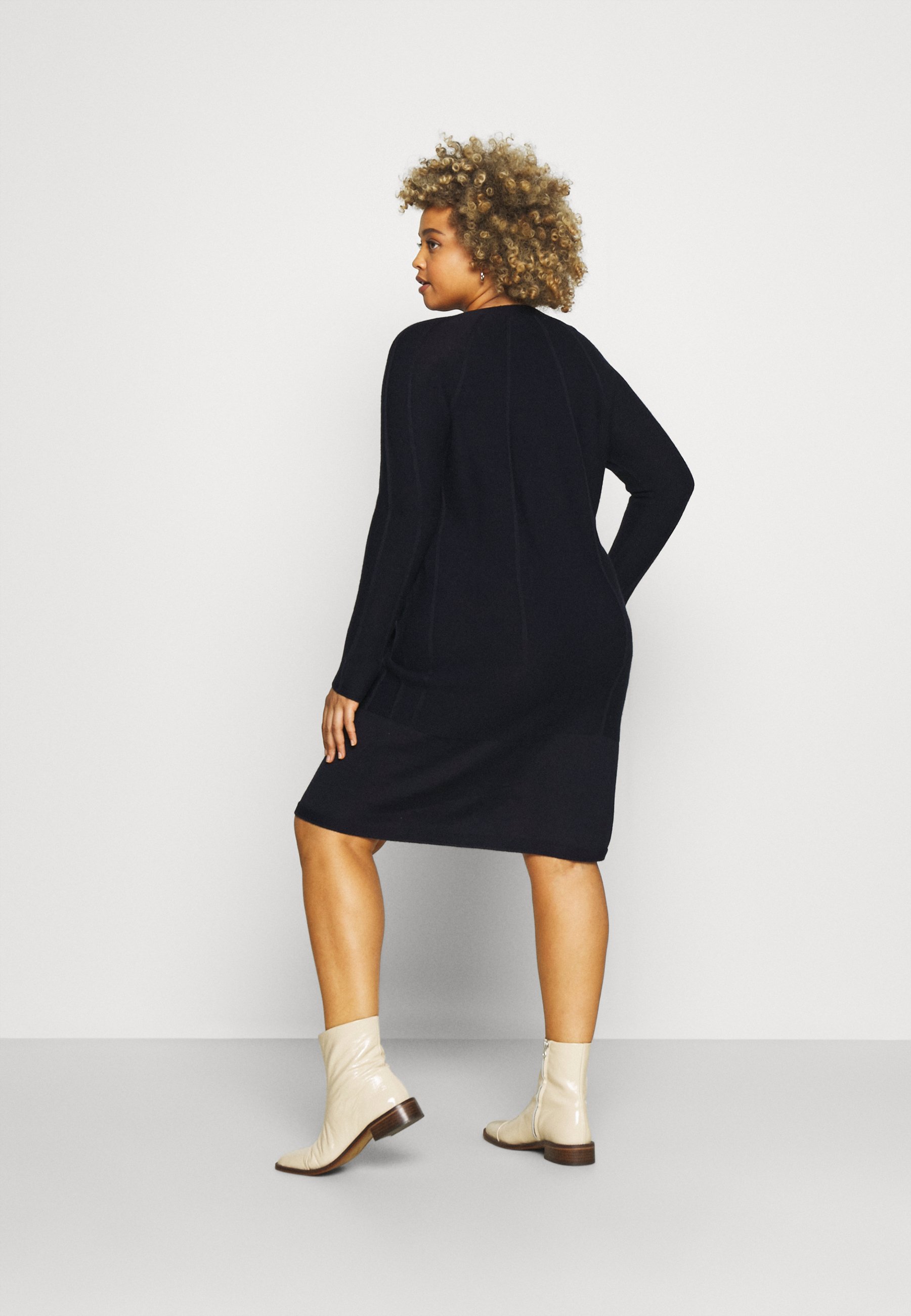 Sitio oficial Marina Rinaldi | Ropa tallas grandes mujer