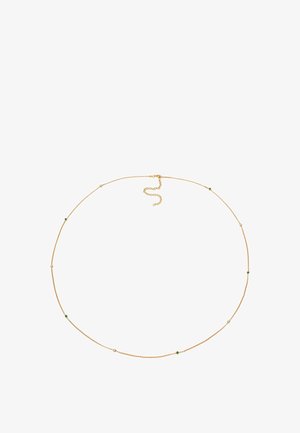 Goldene Kettenhalskette mit kleinen grünen und klaren Edelsteinakzenten, einem zarten, minimalistischen Design und einem verstellbaren Verschluss.