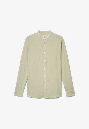 Chemise homme à manches longues vert clair avec col mandarin et boutons sur le devant, en tissu texturé.