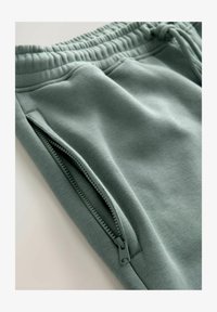 Geselecteerd, grey seafoam