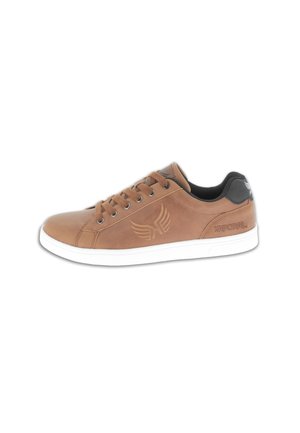 Tannfarbene Ledersneaker mit weißer Gummisohle, runder Spitze und sechs Ösen. Mit geprägtendem Logo und Flügeldesign an der Seite. Schwarze Absatzakzent.