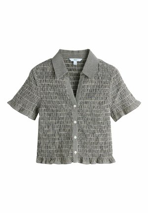 Rövid ujjú fekete-fehér kockás ing galléros nyakkivágással, gombos elülső résszel és texturált anyaggal, fodros szegéllyel.