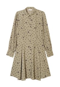 Robe beige à manches longues, avec un boutonnière à l'avant et un motif floral marron foncé. Forme évasée avec des plis à la taille, texture douce.