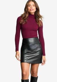 Amatista púrpura corte redondo de la rosa gema de amatista Amatista púrpura corte redondo de la rosa gema de amatista
