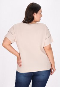 usha PLUS SIZE - Triko s potiskem - light pink