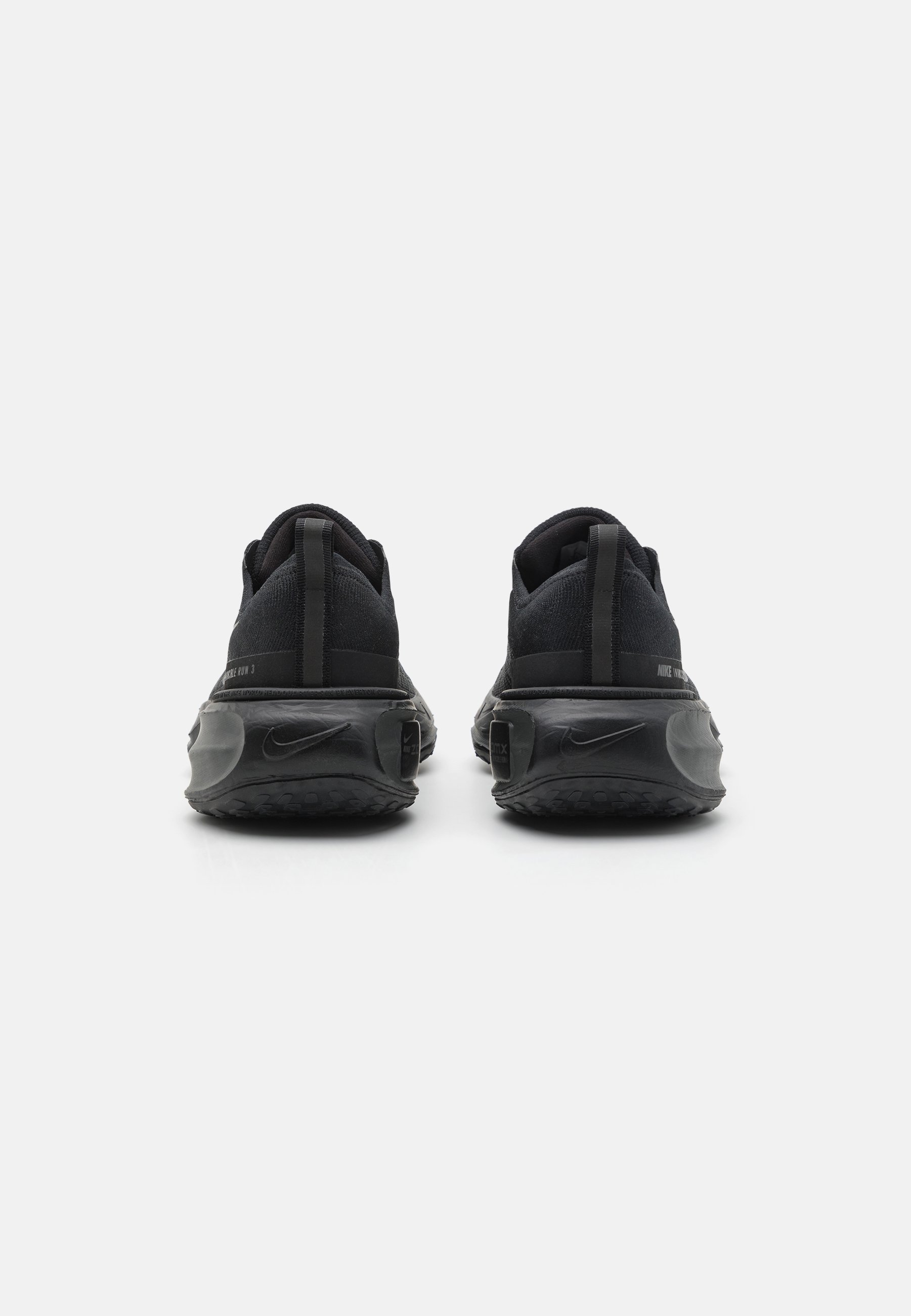 Nike Performance INVINCIBLE 3 - Pantofi de alergare pe asfalt