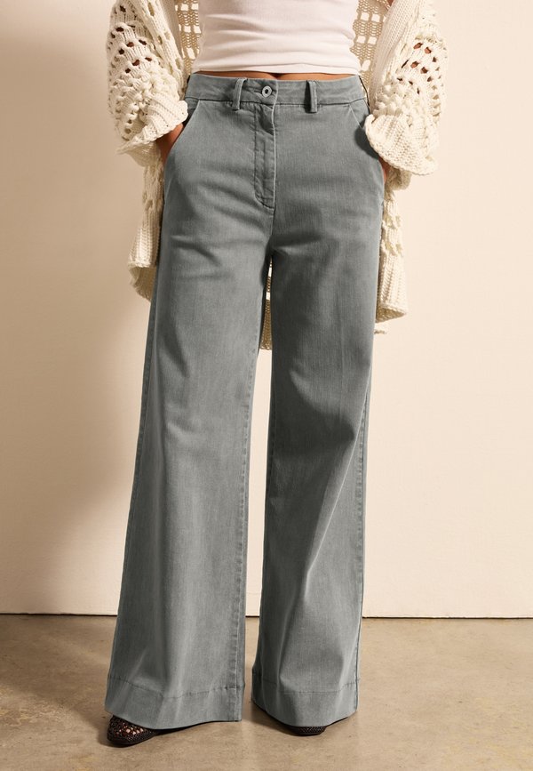 WIDE-LEG PALAZZO - Flared Jeans