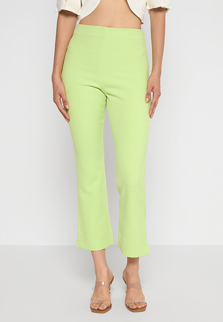 Cult Gaia Broek lichtgroen Cult Gaia Broek lichtgroen