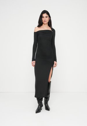 ADLINE - Długa sukienka