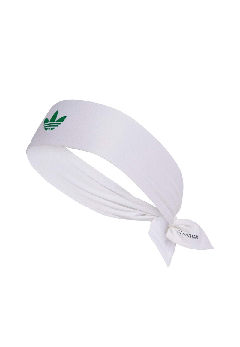 Bandeau de sport blanc en matériau léger, avec un logo Adidas trefoil vert et un détail de nœud noué à une extrémité.