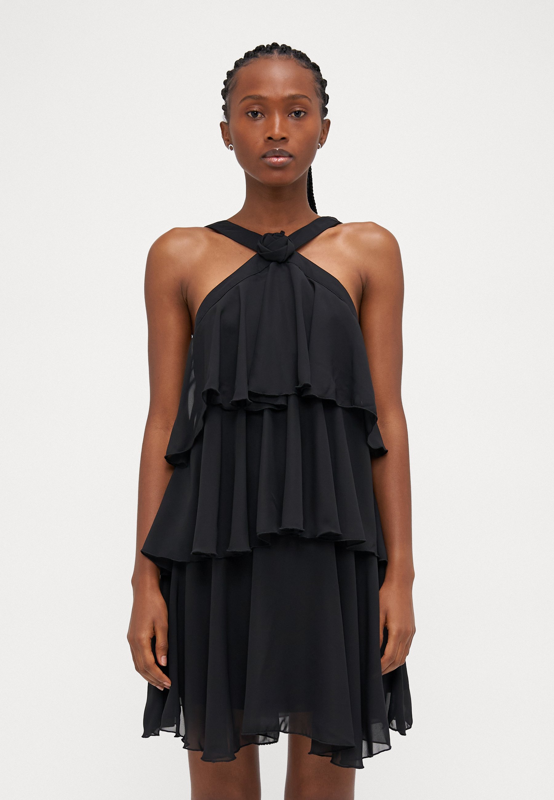 Vero Moda Petite VMFELICIA RUFFLE SHORT DRESS - Cocktail dress / Party dress - black - Zalando.co.uk Vero Moda Petite VMFELICIA RUFFLE SHORT DRESS - Cocktail dress / Party dress - black - Zalando.co.uk