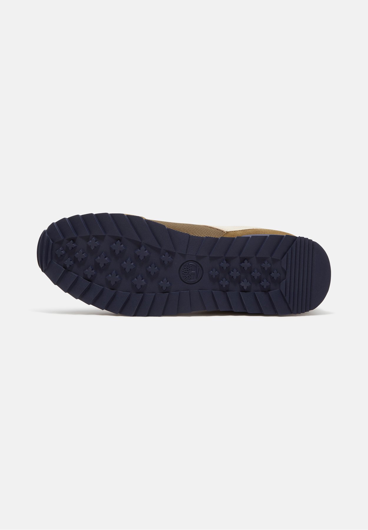 LOW LACE-UP SNEAKER