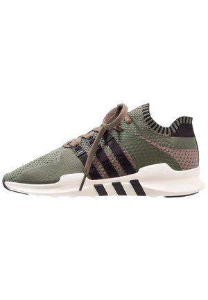 Trainers - dark green