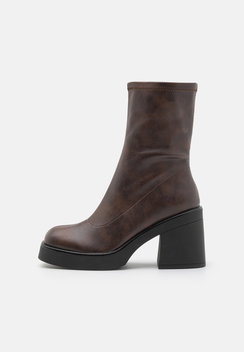 Call it Spring STEFFANIE - Botines con plataforma - medium brown