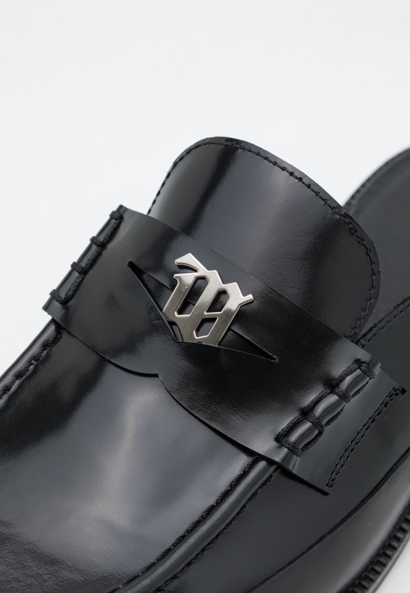 Herren Sneaker | MISBHV THE BRUTALIST LOAFERS Pantolette flach black/schwarz - OQ89644 Herren Sneaker | MISBHV THE BRUTALIST LOAFERS Pantolette flach black/schwarz - OQ89644