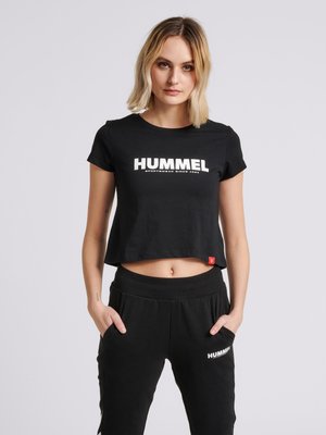 Hummel LIFESTYLE  TEXTILIEN  LEGACY CROPPED - Camiseta estampada - schwarz