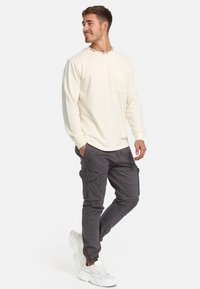 INDICODE JEANS INWHANN - Sweatshirt - vanilla ice