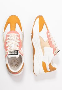 Scotch & Soda CELEST - Sneaker low - white/pink/multicolor