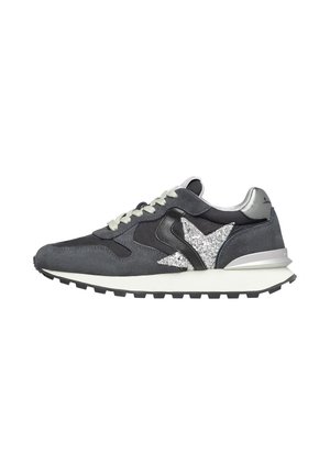 PARIS RACE STAR - Sneakers basse - schwarz