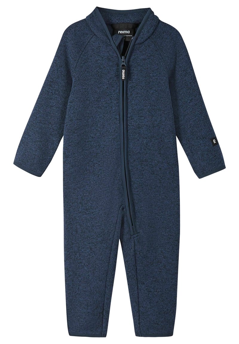 Marinblå one-piece dräkt i texturerad tyg, med hel dragkedja, huva och långa ärmar. Varumärkeslogotyp på ärmen.