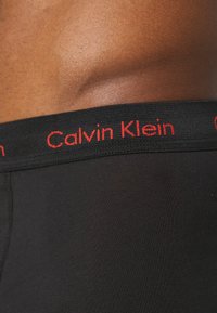 Calvin Klein Underwear TRUNK 3 PACK COTTON STRETCH - Cuecas boxer - red/pewter/winterberry
