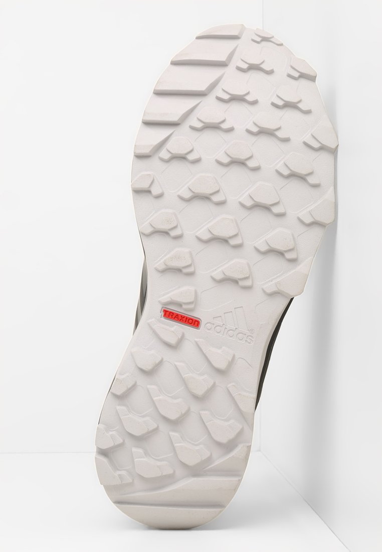 adidas tracerocker gore tex