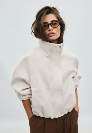 Stradivarius, SOFT-TOUCH BOMBER JACKET - Veste légère - beige