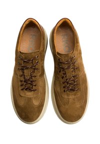 RYŁKO Sneakersy niskie