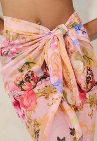 Lipsy REGULAR FIT - WAY PRINTED SARONG - Doplnky na pláž - pink