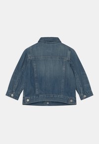 GAP Chaqueta vaquera - light-blue denim