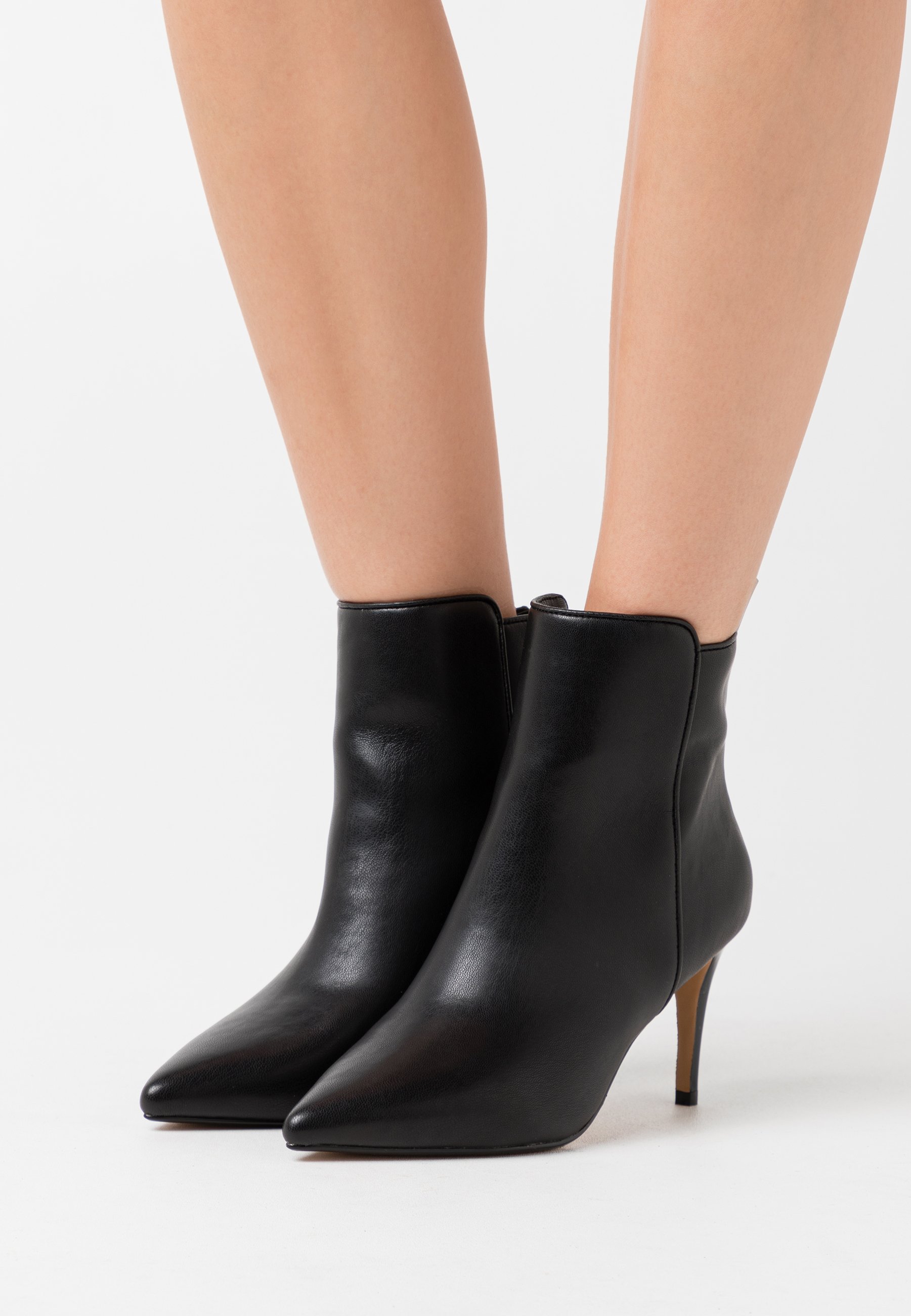 MALLORY Botki black MALLORY Botki black
