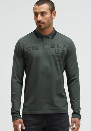 Camp David, CAMP DAVID LANGÄRMLIGES POLOSHIRT MIT PUFFPRINTS - Polo - dark forest